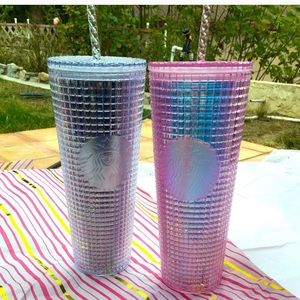 Starbucks PINK holiday 2020 tumbler